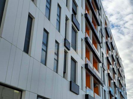 Ambjent Biznesi per Qera, Zona e ish doganes, Tirane