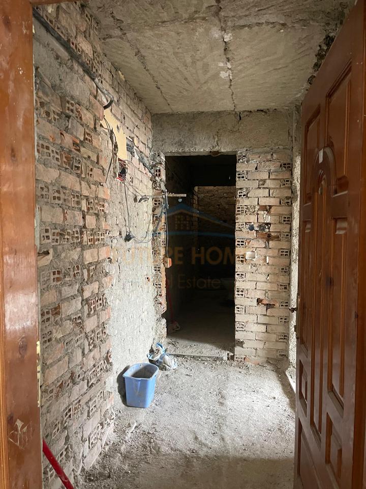 Shitet, Apartament, Lagjia 7, Korçë