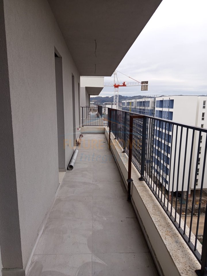 Shitet, Apartament 2+1+2+Post parkimi, Kompleksi Univers City, Tiranë.