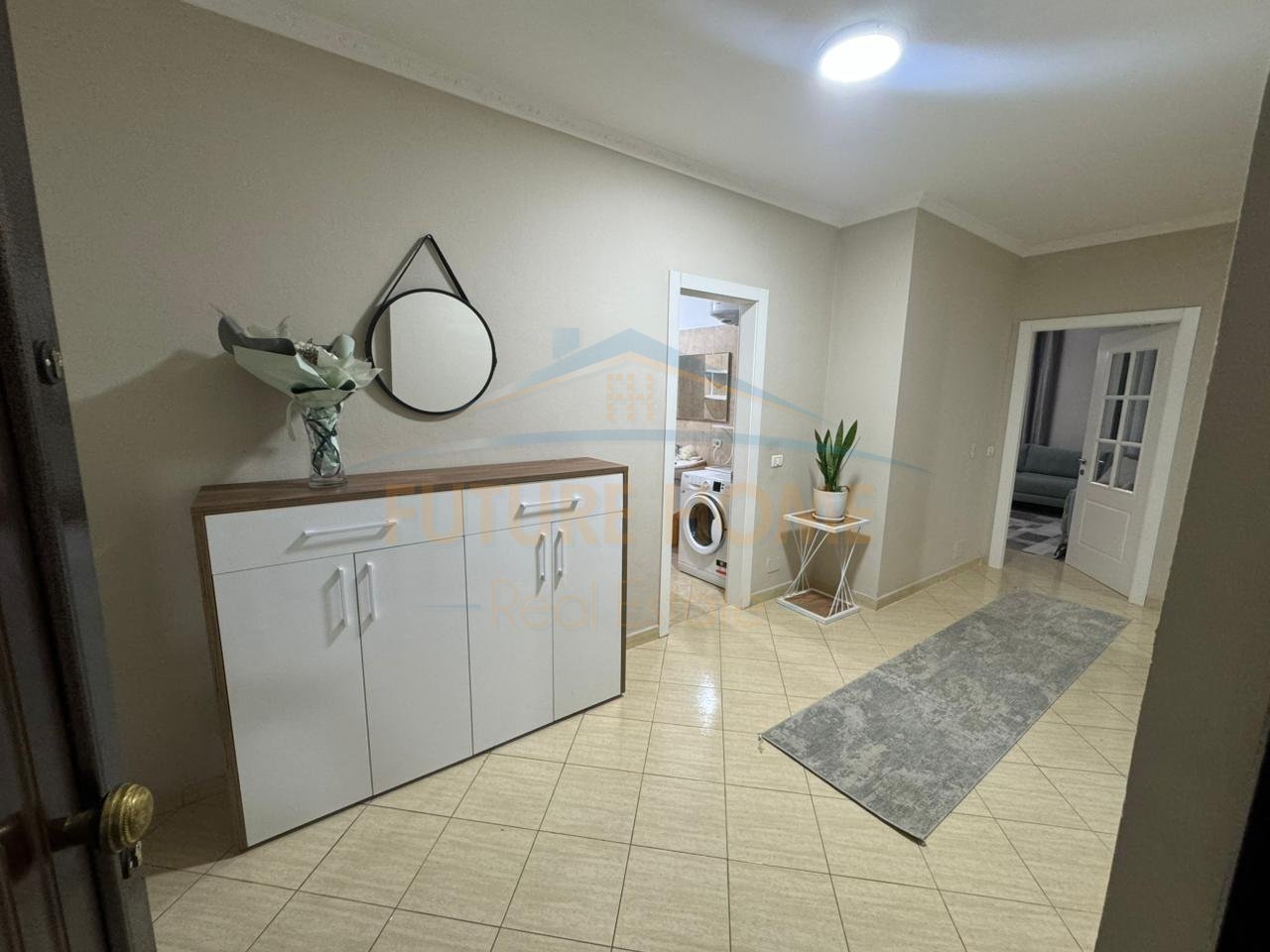 Qera,Apartament 2+1, Fresk, Tirane