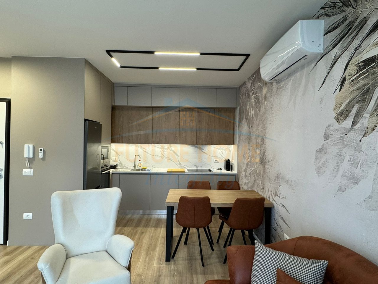 Rent, 1+1 Apartment, Ali Pashë Gucia Street, Tirana.