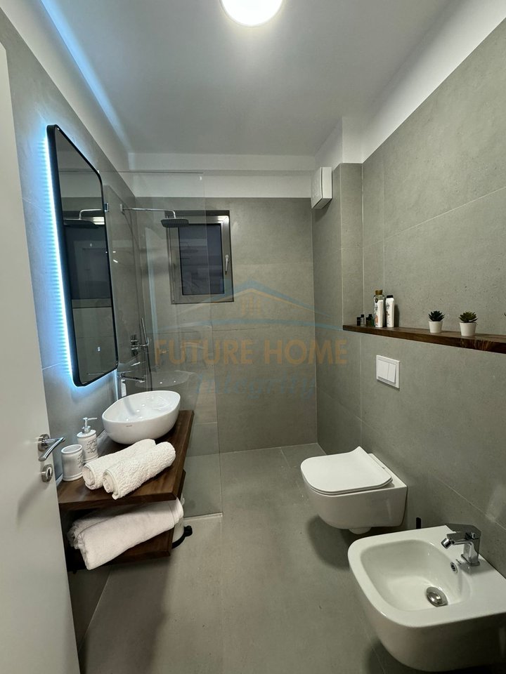 Rent, 1+1 Apartment, Ali Pashë Gucia Street, Tirana.