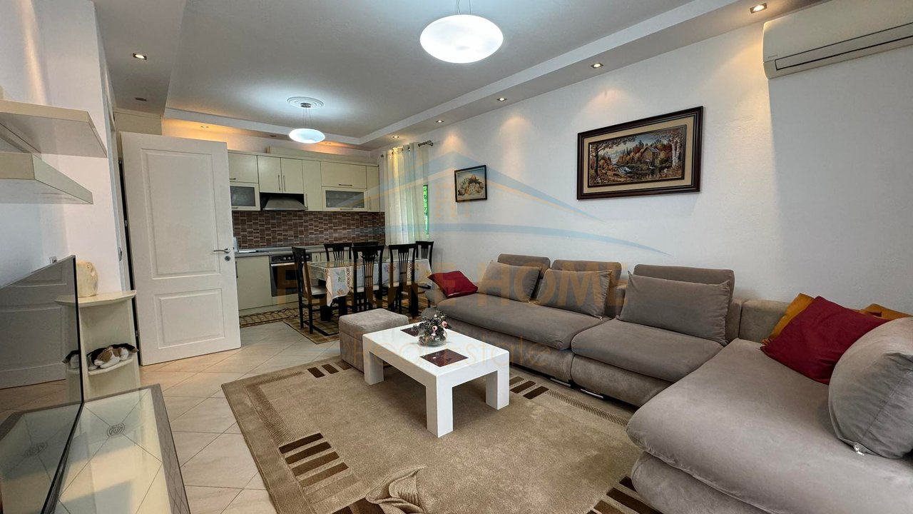 In affitto, Appartamento 2+1, Via Elbasan