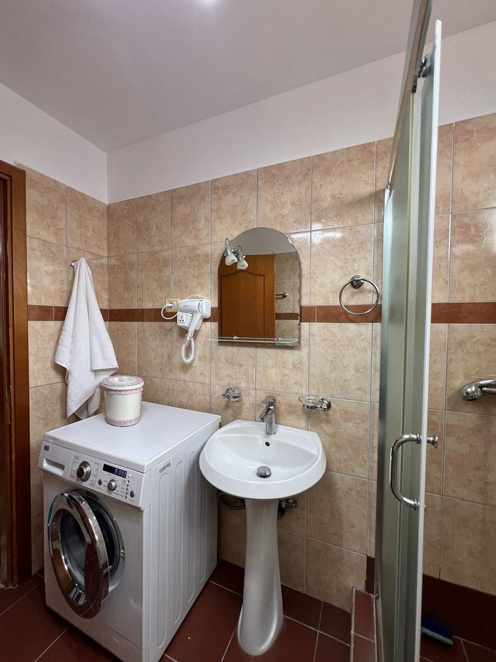 Shitet, Apartament 2+1+Verande ne Sarande, RRuga Bilal Golemi
