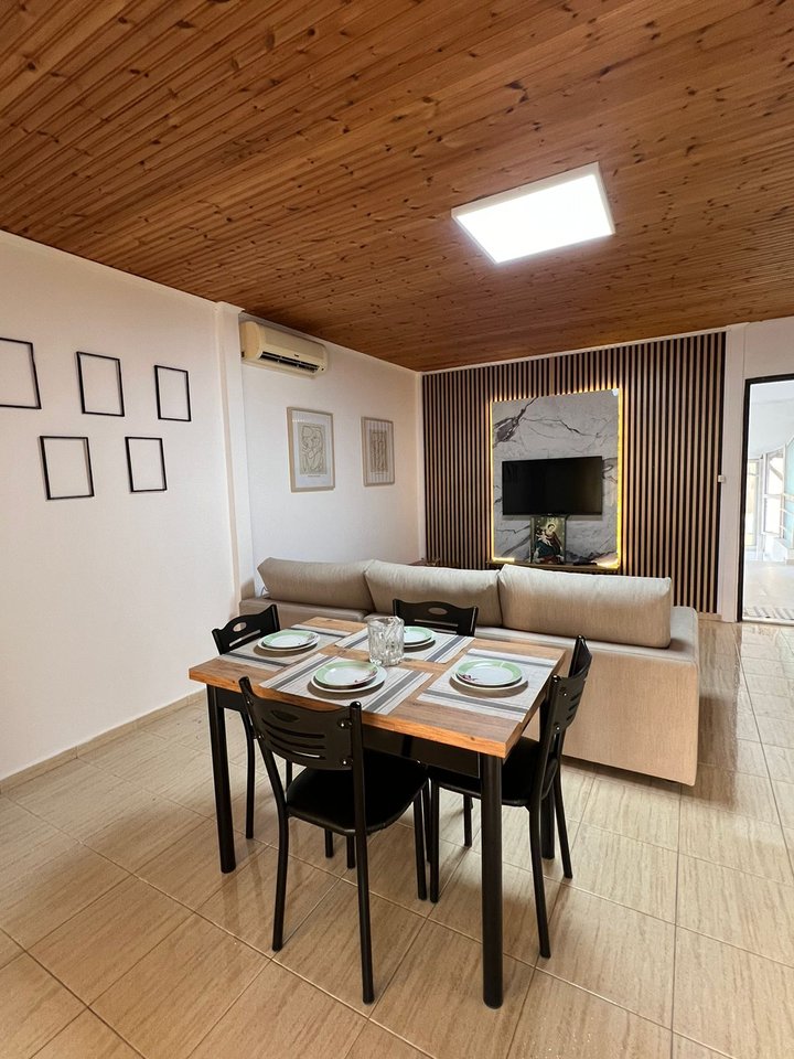 Shitet, Apartament 2+1+Verande ne Sarande, RRuga Bilal Golemi