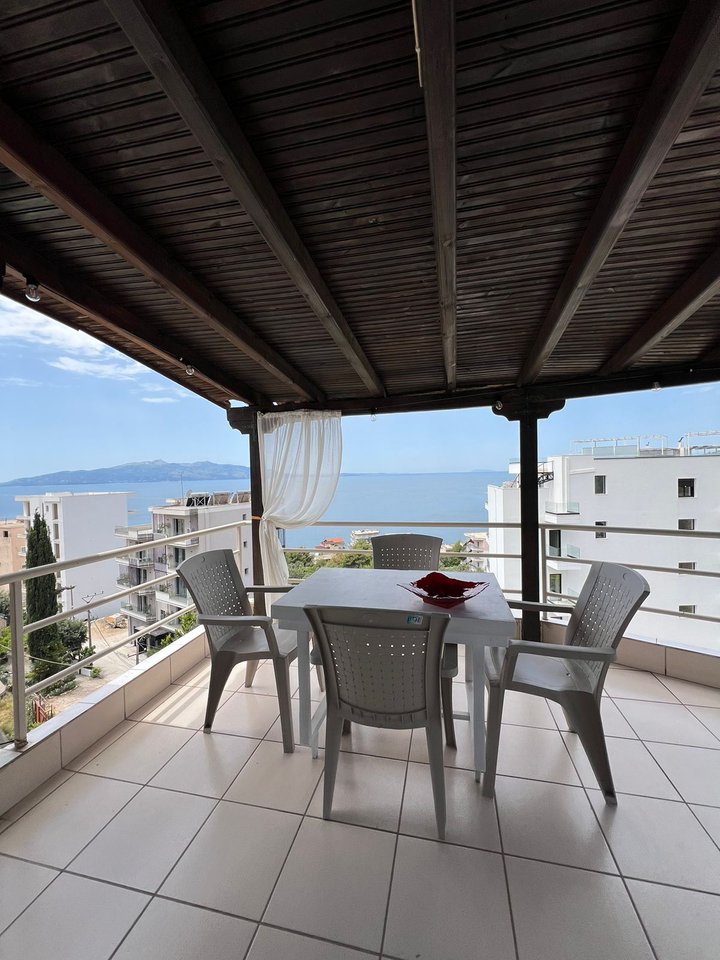 Shitet, Apartament 2+1+Verande ne Sarande, RRuga Bilal Golemi