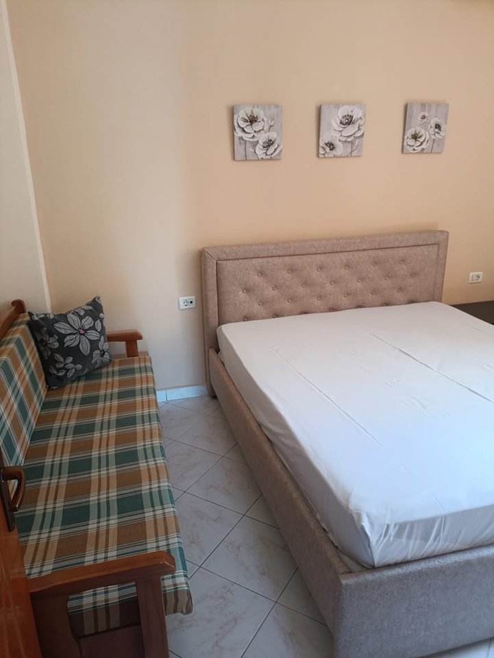 Shiten, 4 Apartamente 1+1 ne Sarande, RRuga Bilal Golemi