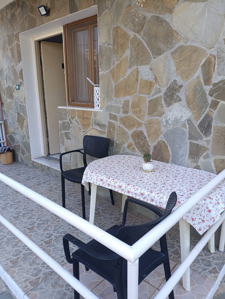 Shiten, 4 Apartamente 1+1 ne Sarande, RRuga Bilal Golemi