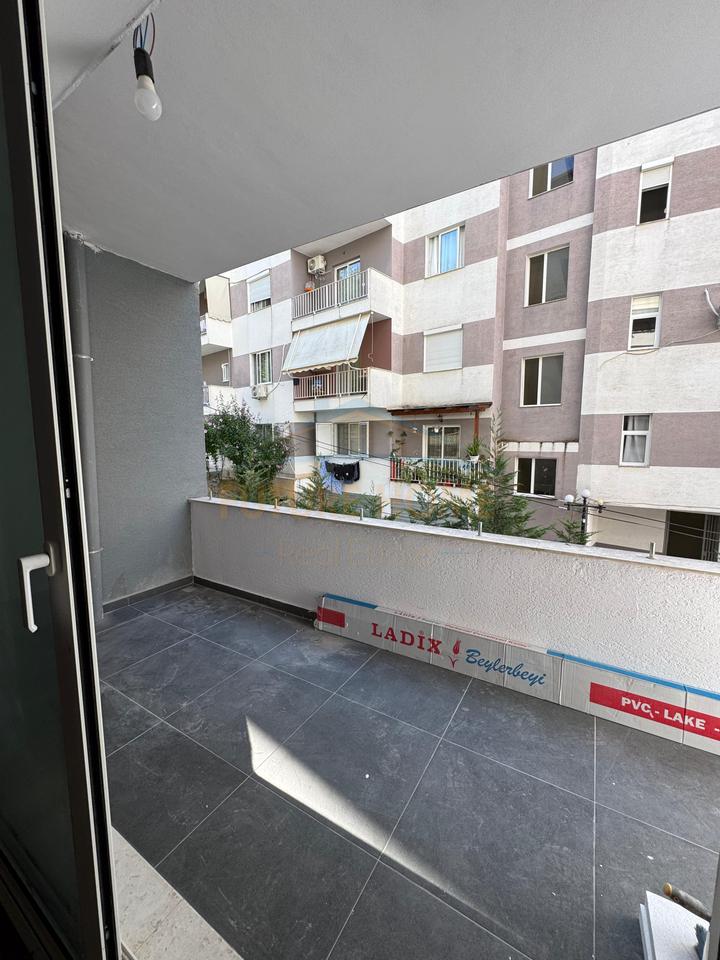 In vendita, Appartamento 2+1+2, Via Dajti, Fresk