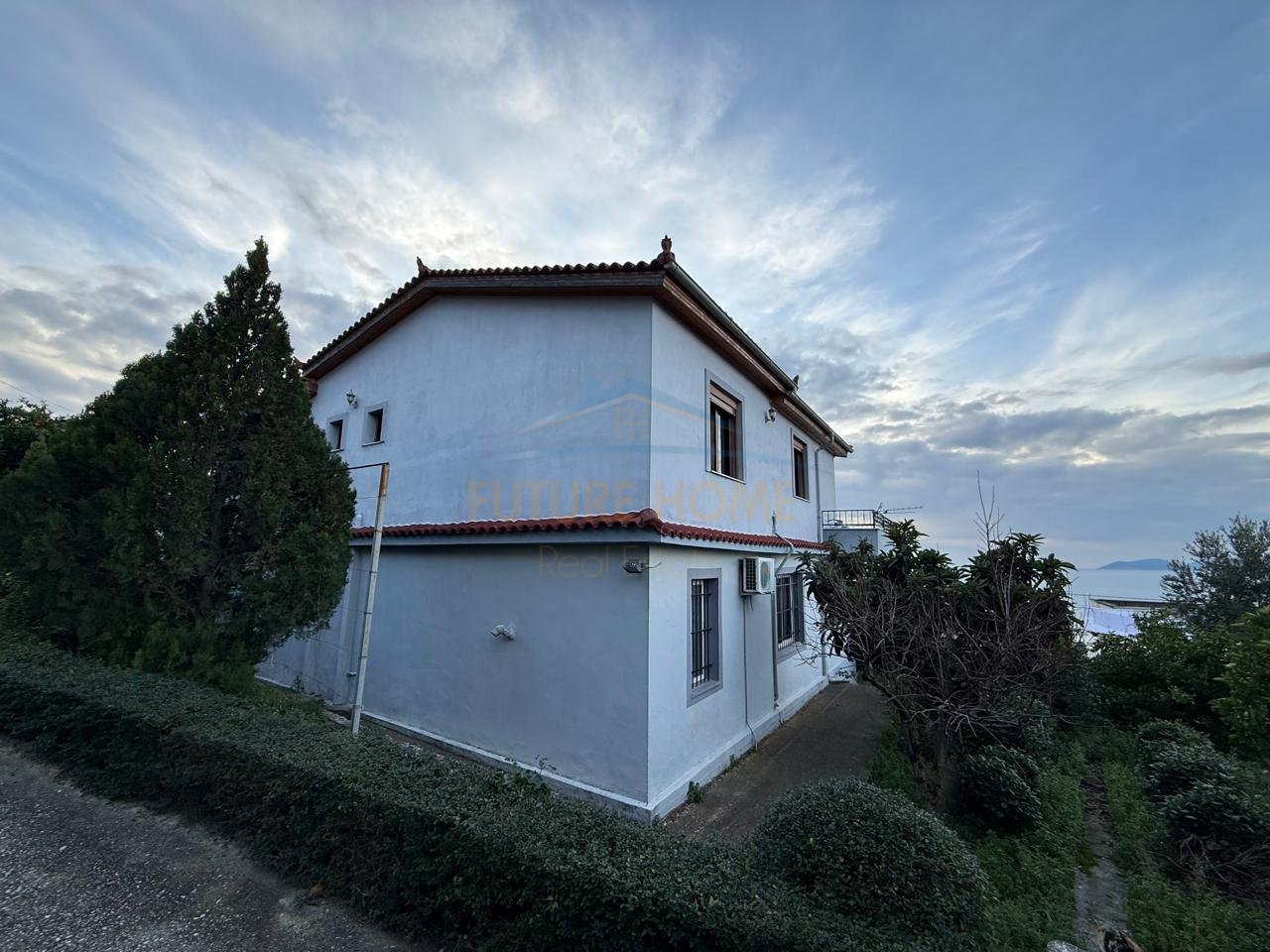 Shitet, Vile 2 Katëshe, Uje te  Ftohtë, Vlorë