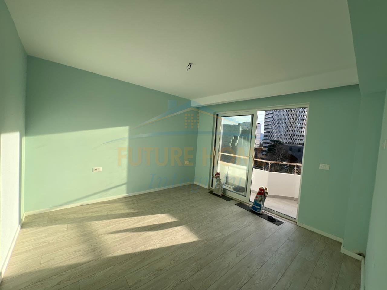Qera, Apartament 3+1 për Zyra, 9 Katëshet, Tiranë.