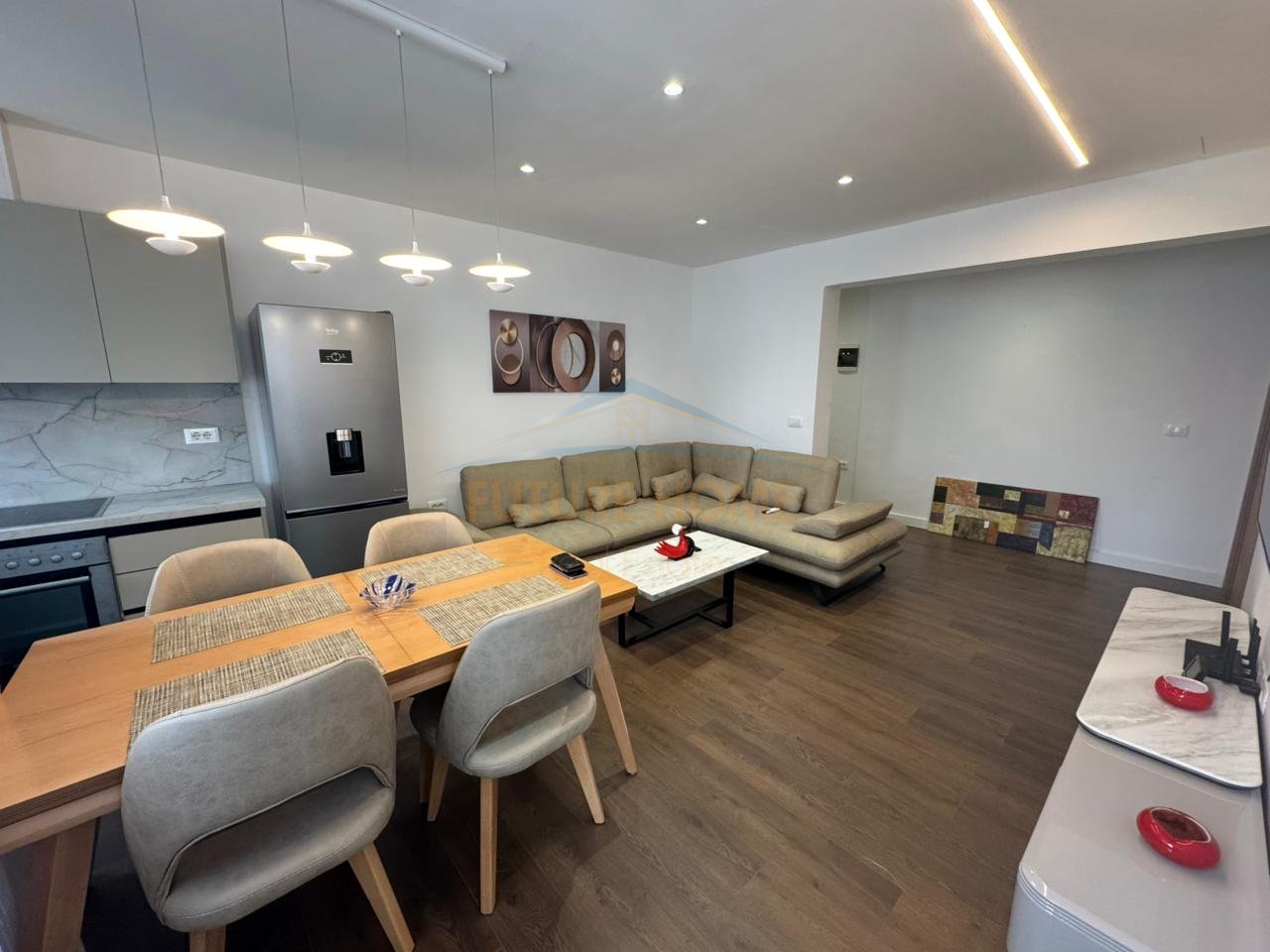 For rent, 2+1 Apartment, Mine Peza Street, Tirana.