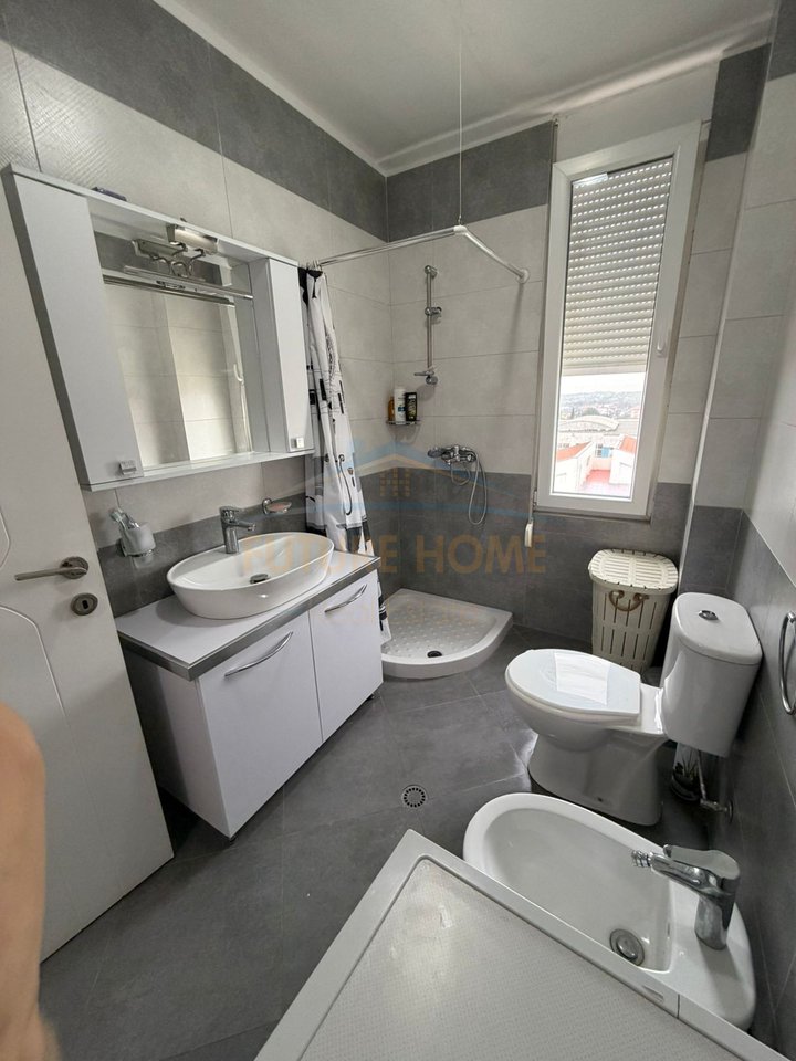 For sale, 3+1 Apartment, Kamëz, Tirana