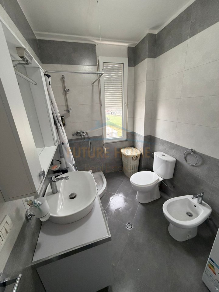 For sale, 3+1 Apartment, Kamëz, Tirana