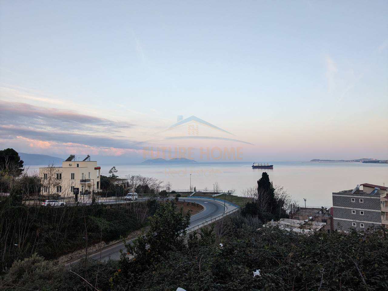 Shitet, Apartament 1+1, Uji i Ftohtë, Vlorë.