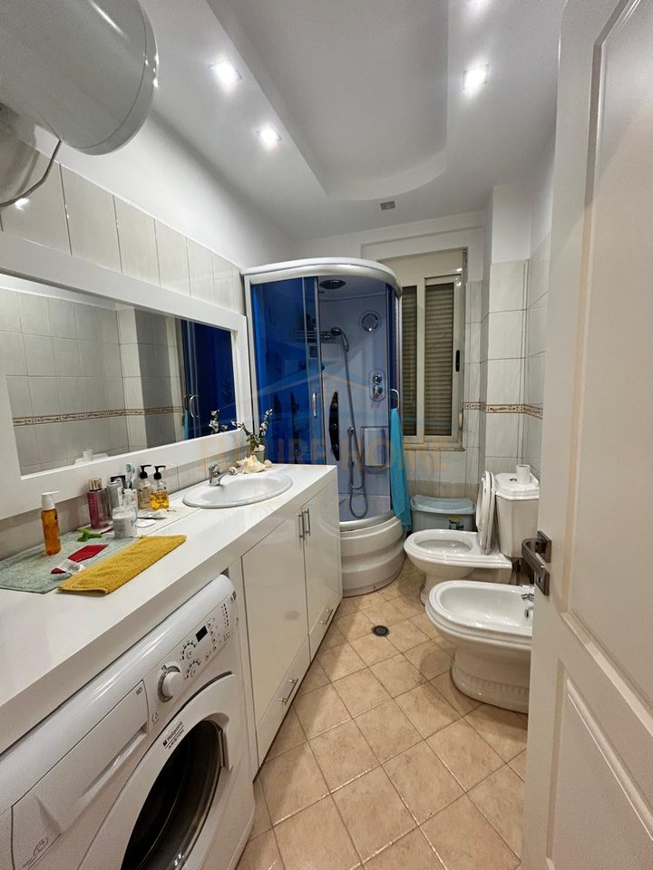 Qera,Apartament 2+1, Fresk, Tirane