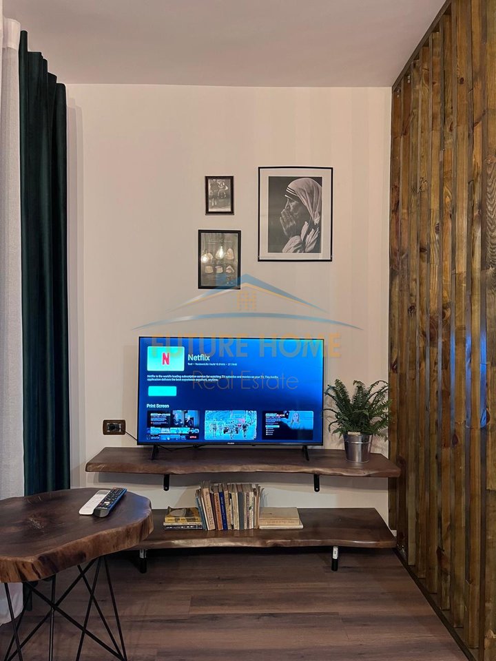 Qira, Garsoniere, 21 Dhjetori