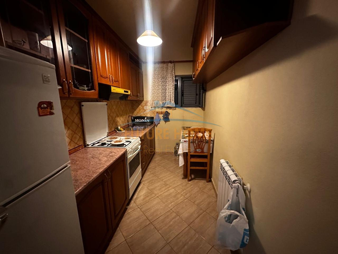 Shitet, Shtëpi Private 3 Katëshe,Mëzez,Tiranë.