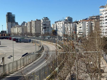 Shitet, Apartament 3+1+2, Rruga e Portit, Durrës