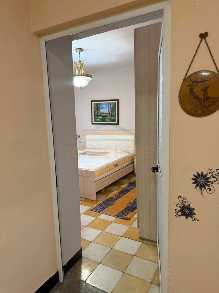 Qera, Apartament 1+1 , Porcelan