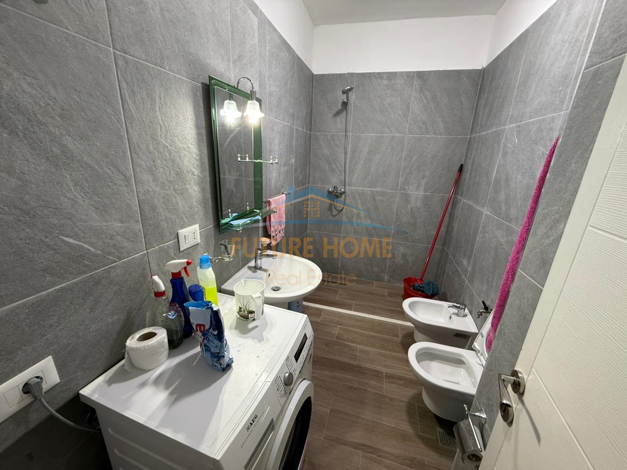 For rent, Apartment 2+1+2+Parking Space, Kodra e Diellit, Tirana
