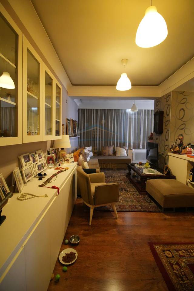 Affitto, appartamento 2+1+2 con 2 posti auto, Comune di Parigi