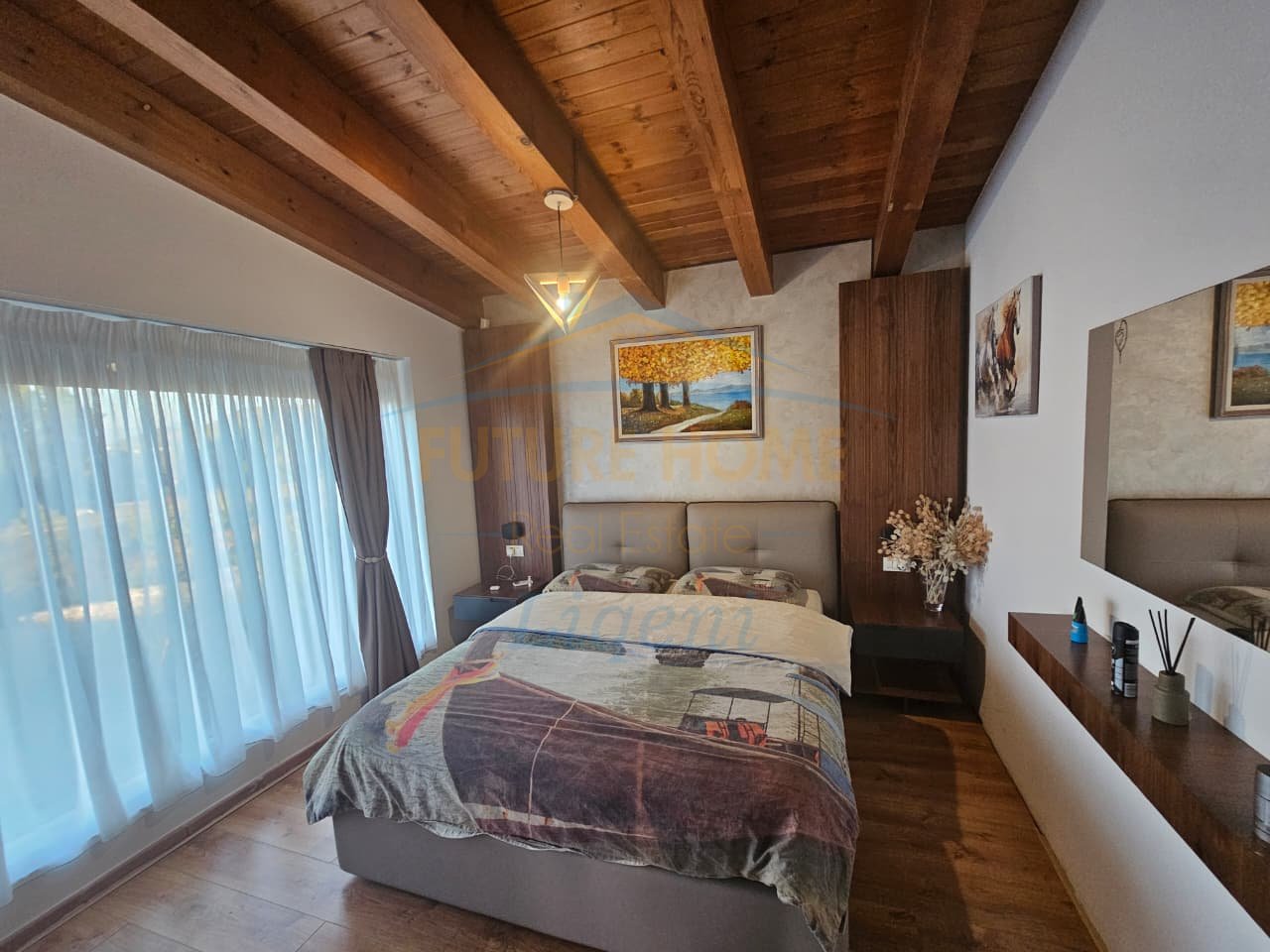 Rent, 3-Storey Villa, Pezë Helmes, Tirana.