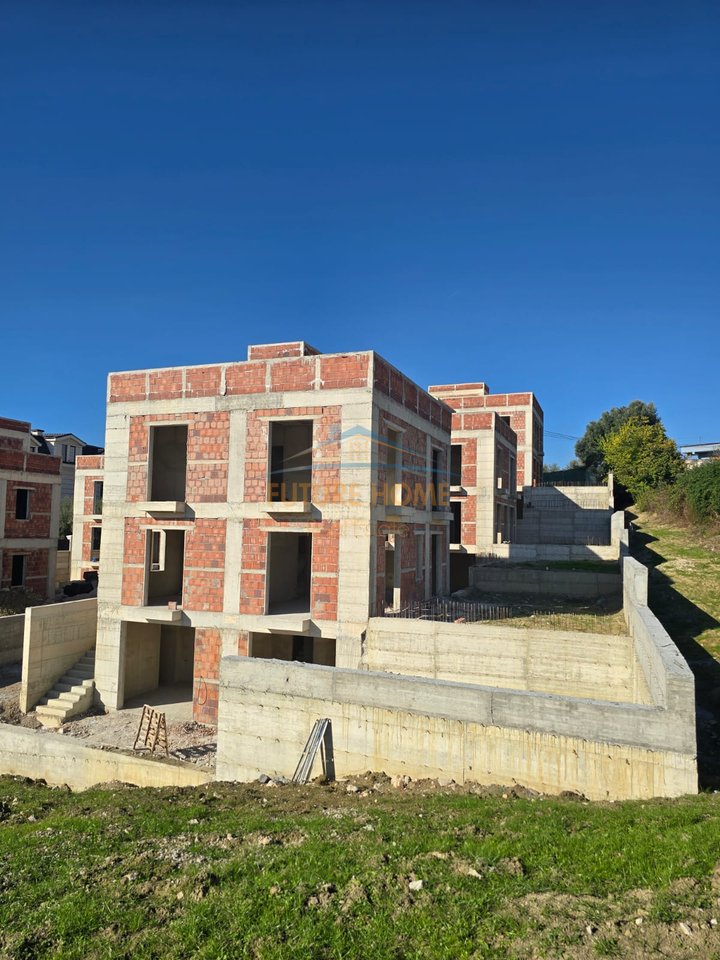 For Sale, 3-Story Villa, Lake Farka.