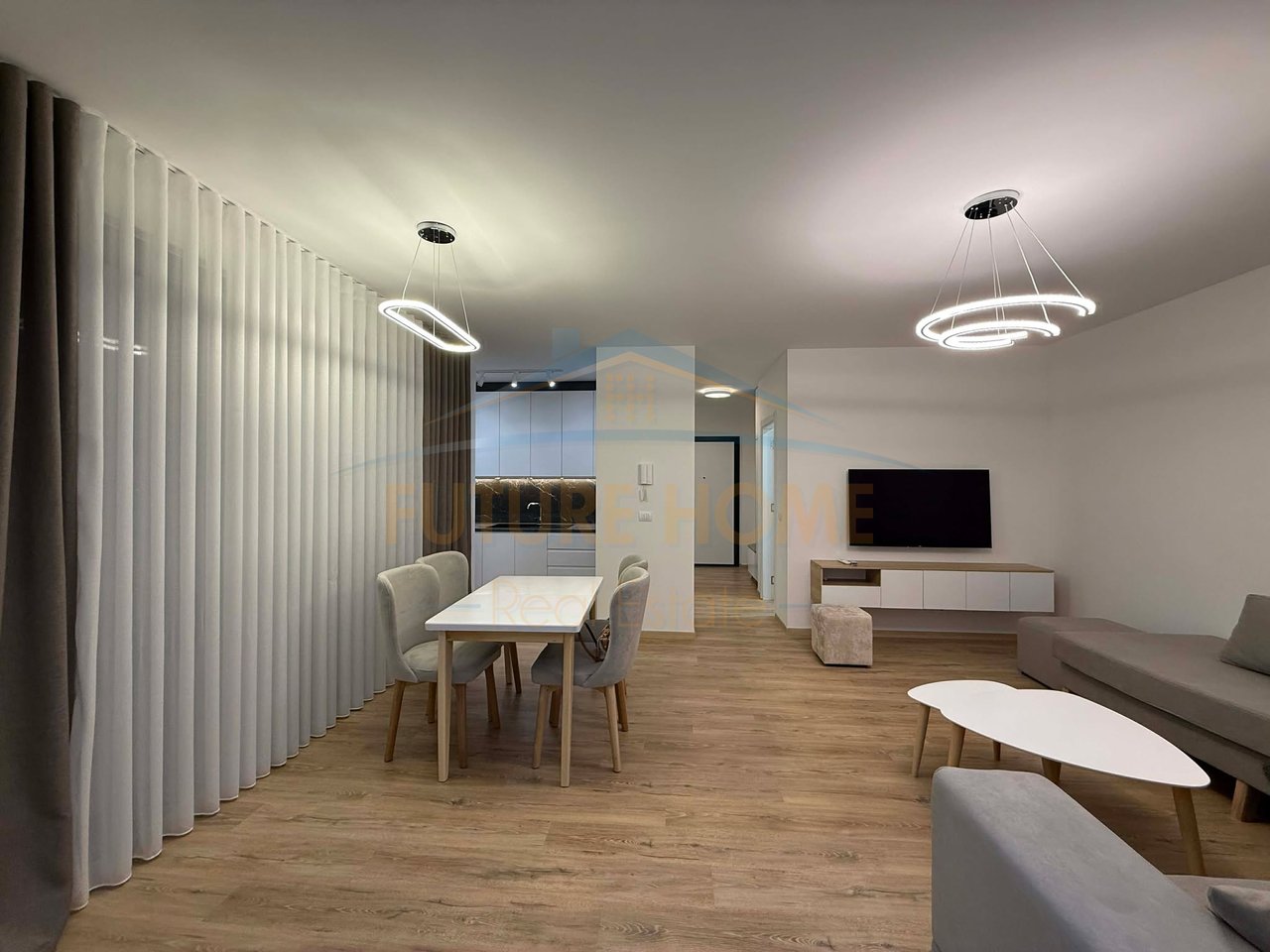 Qera, Apartament 2+1+2+Post Parkimi , Akses Tirana