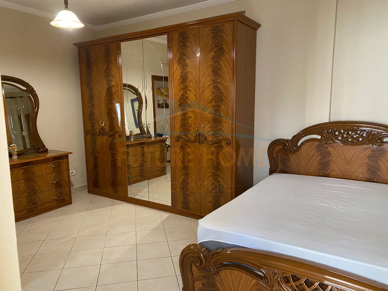 For rent, 2+1 Apartment, Former Bus Park, Tirana.