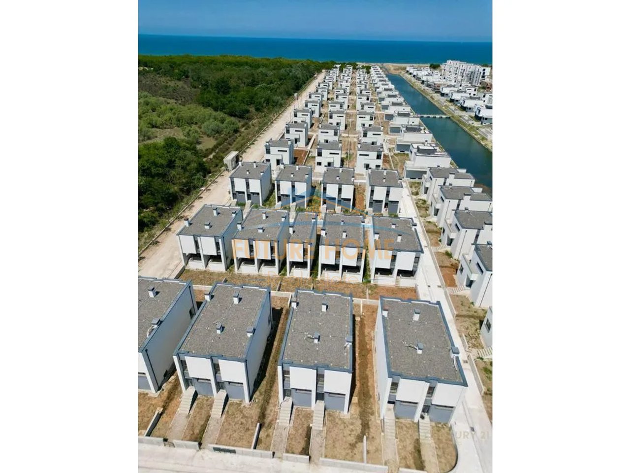 Shitet, Vilë, Turquoise Marina, Hamallaj, Durres.