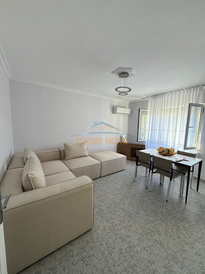 Qera, Apartament 3+1, Bulevardi Zogu i I, Tiranë