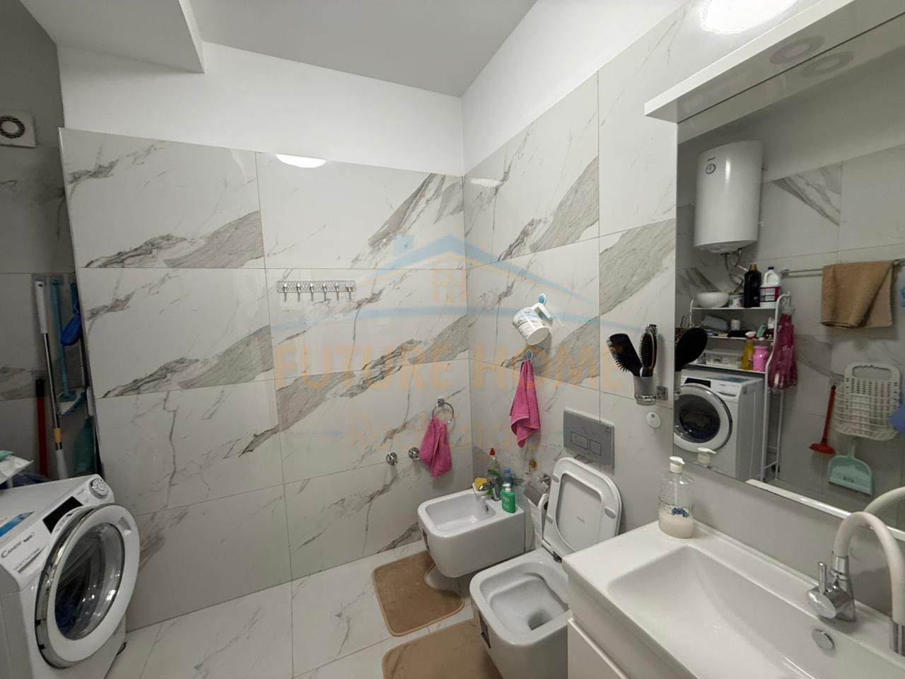 For sale, 2+1+2 Apartment, Terminal, Korçë