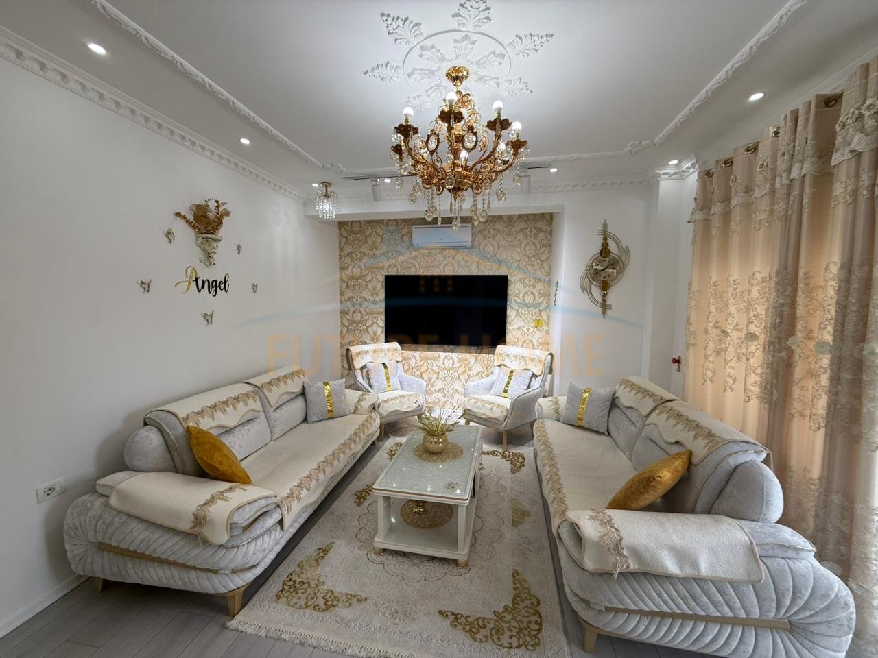 For sale, 2+1+2 Apartment, Terminal, Korçë