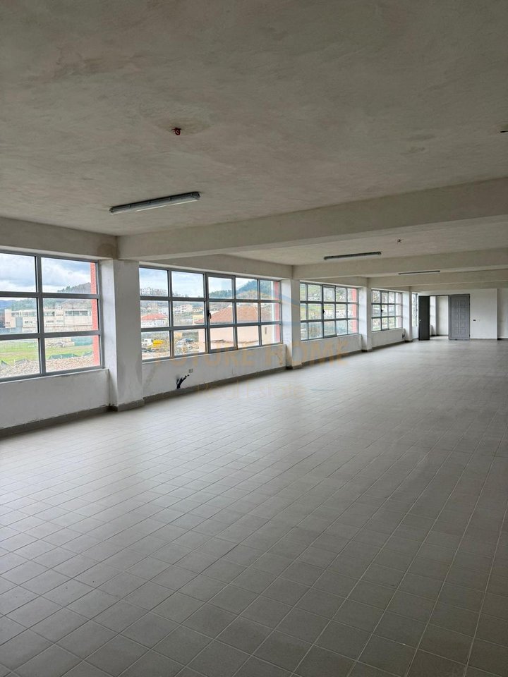 For rent, warehouse, Prush, Tirana