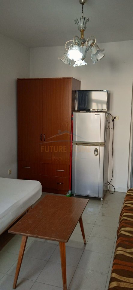 For rent, studio apartments, Zogu i Pare Boulevard