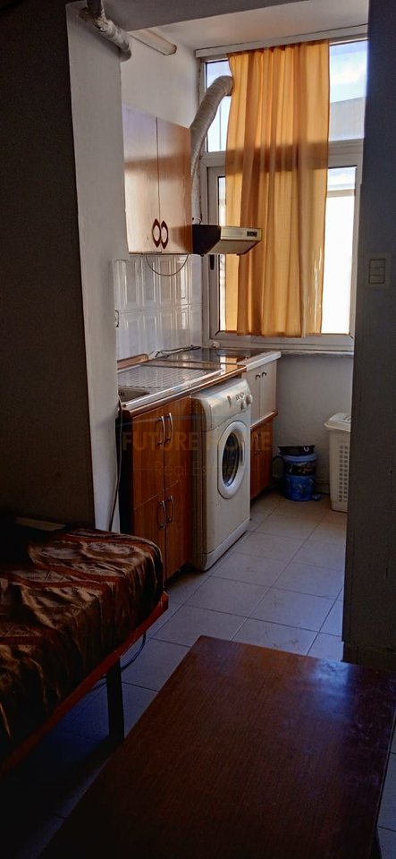 For rent, studio apartments, Zogu i Pare Boulevard