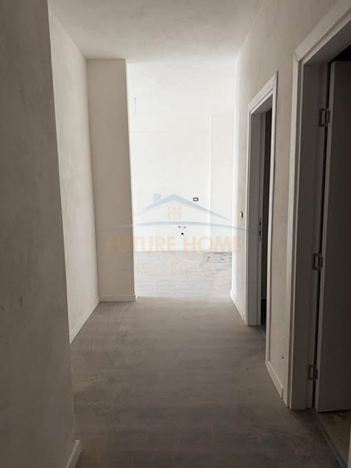 In vendita, Appartamento 2+1+2, Residenza Turdiu, Campo di Aviazione.
