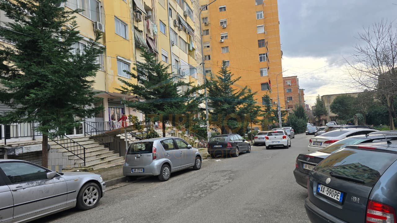 For sale, Business Premises, Kongresi Manastirit Street, Tirana.