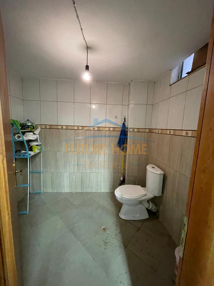 Qera, Ambient Biznesi, Kodra e Diellit, Tiranë.