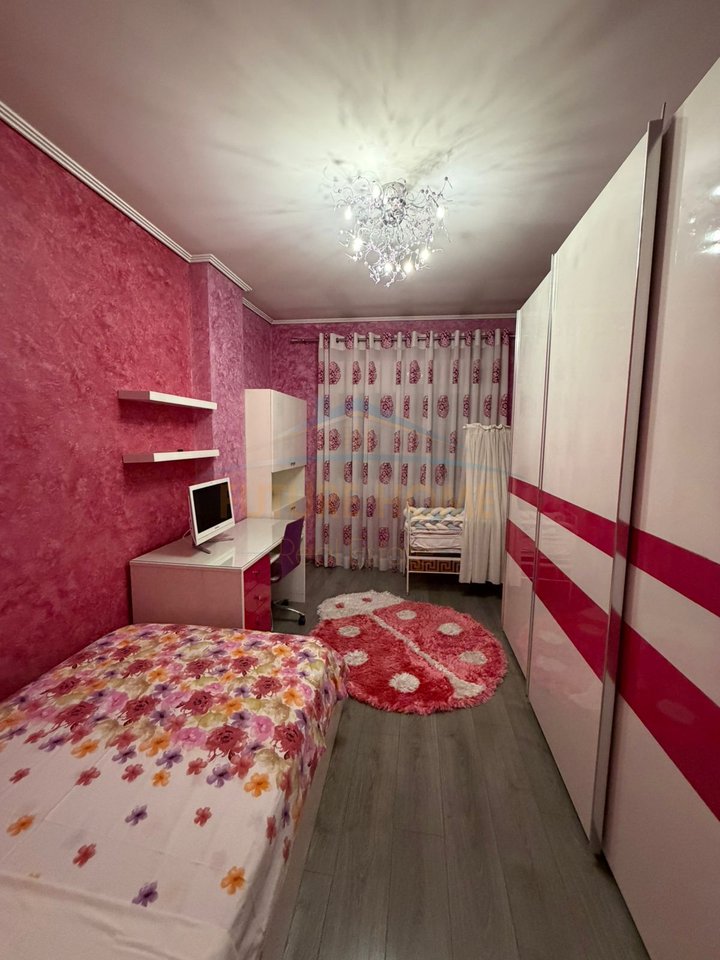 Qera, Apartament 3+1+2, Unaza e Re