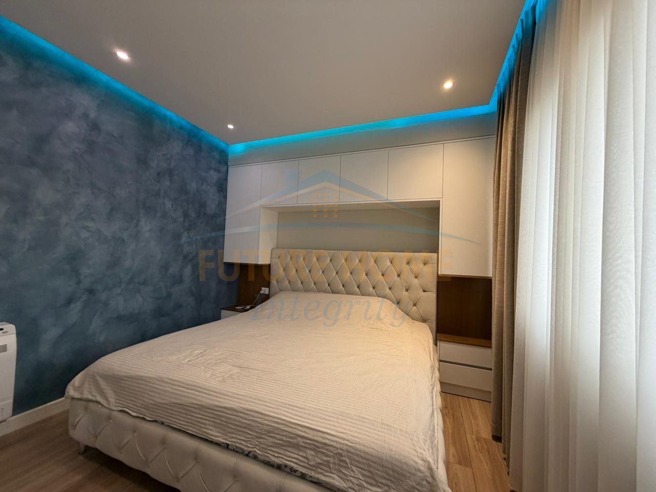 For sale, Apartment 3+1+2, Dry Lake, Tirana.