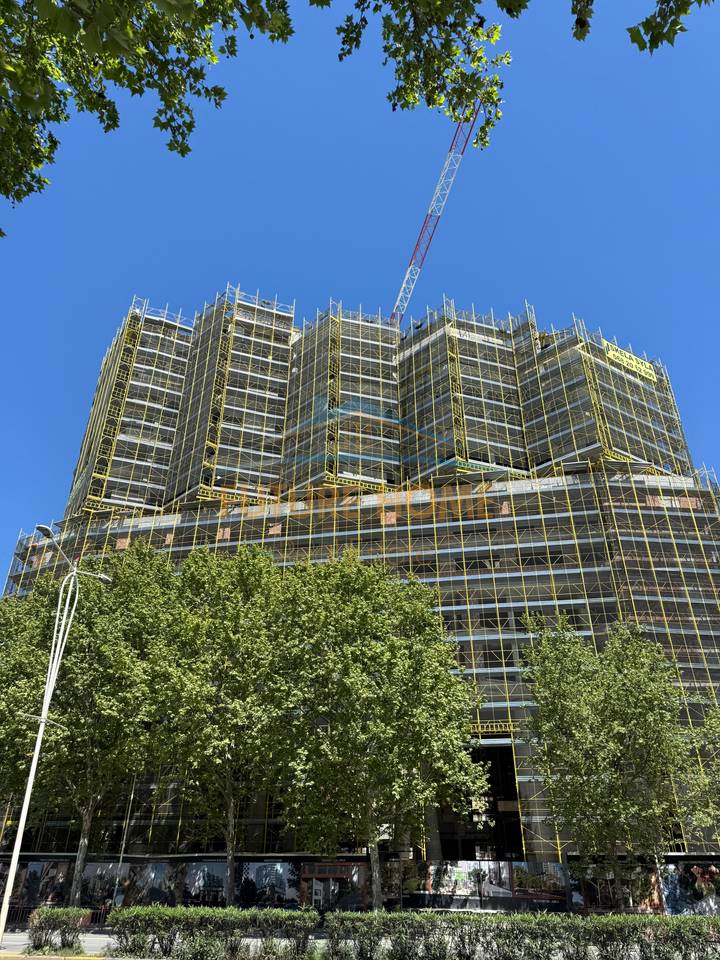 Shitet,Apartament 1+1, Colonnade Building, Rruga Dritan Hoxha