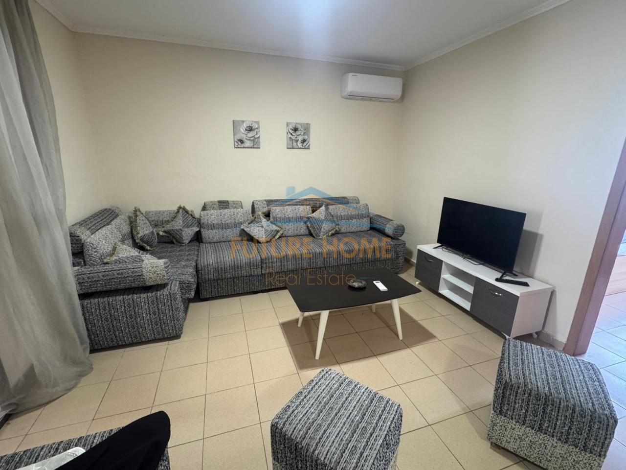 Qera , Apartament 2+1, Rruga Kongresi i Manastirit , Tirane.