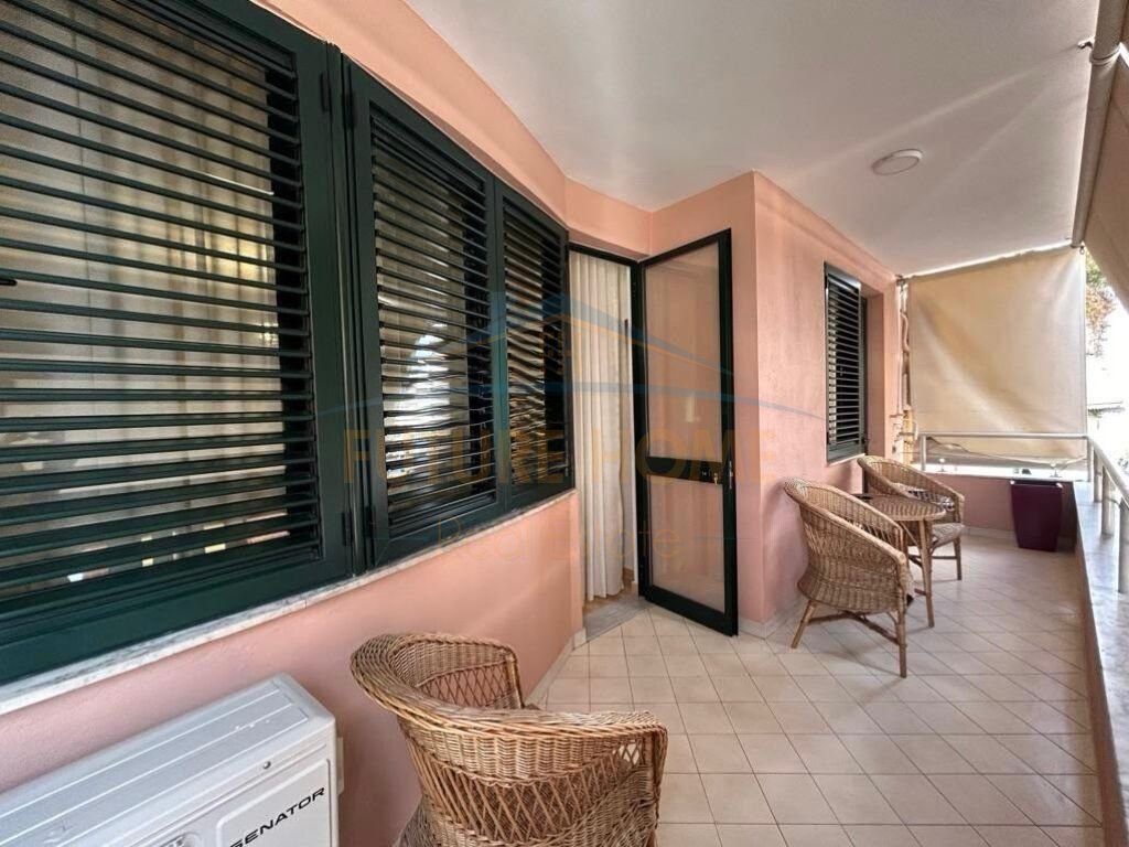 In affitto, Appartamento 2+1+2, 21 dicembre, Tirana