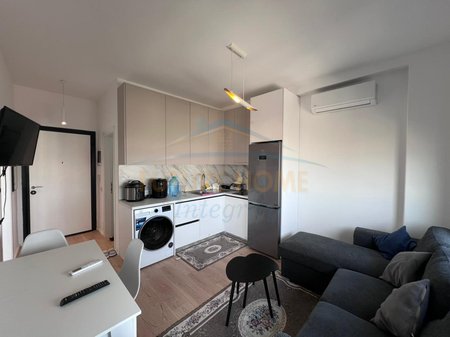 Affitto, Appartamento 1+1, Ospedale Americano 3, Tirana.