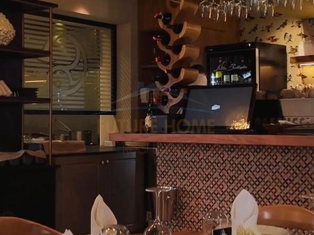 Shitet, Restorant , Vasil Shanto,Tiranë.