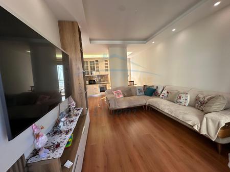 Qera, Apartament 2+1, Liqeni Thate, Tiranë.