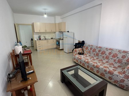 Qera , Apartament 2+1+2 ,Unaza e Re,Tirane