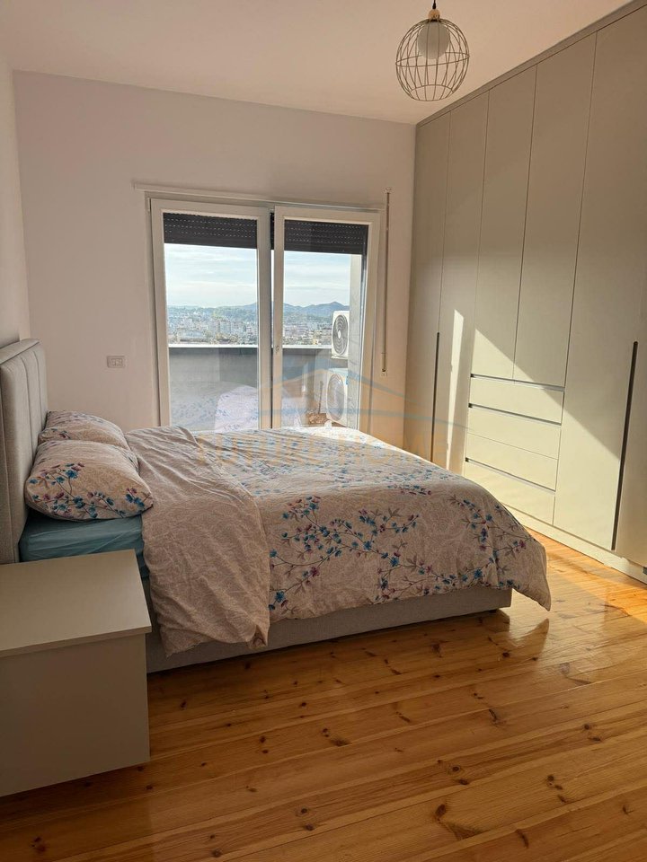 Qera, Apartament 2+1+2, Xhamllik